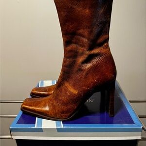 Elegant Brown Leather Women's Boots